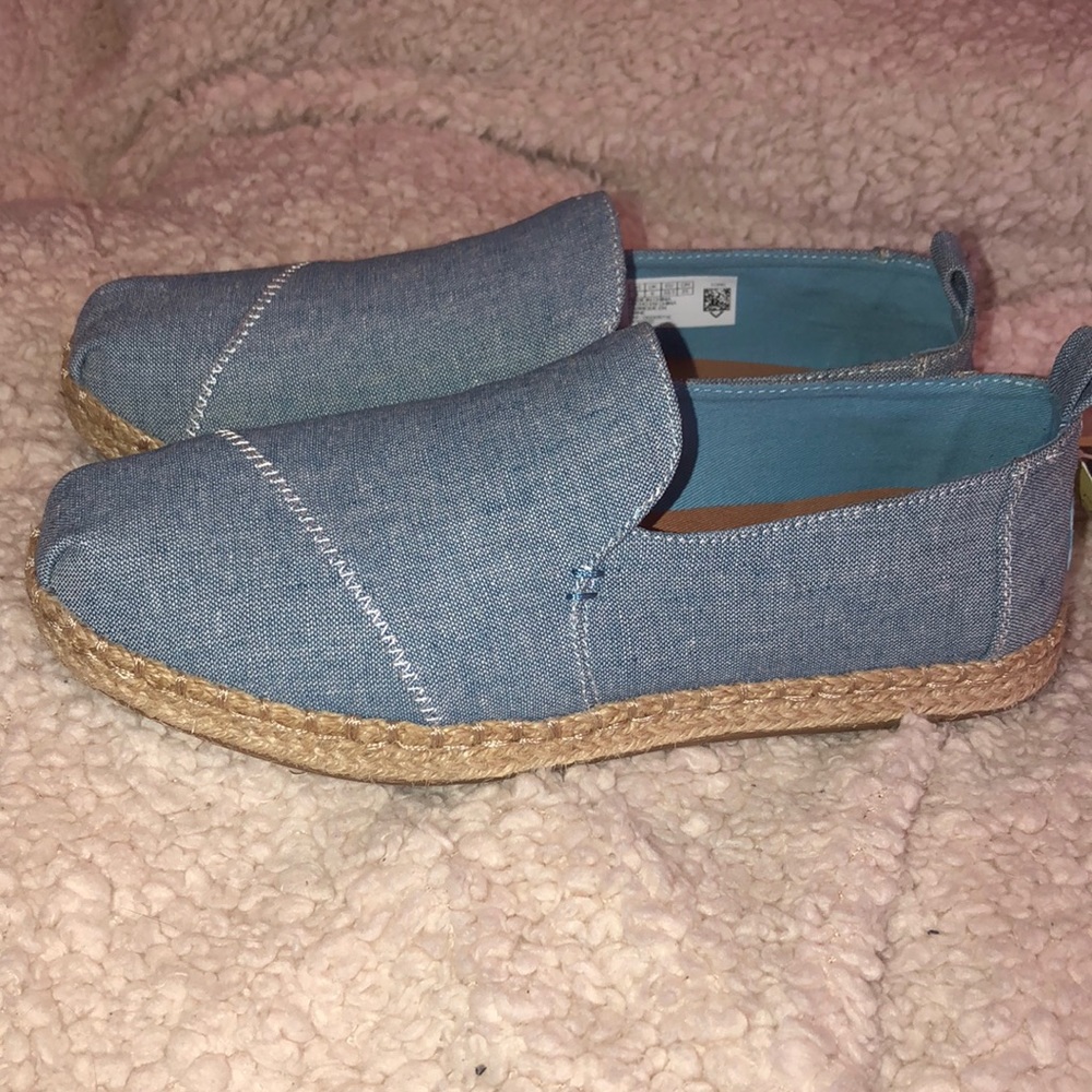 NWT Toms deconstructed alpargata